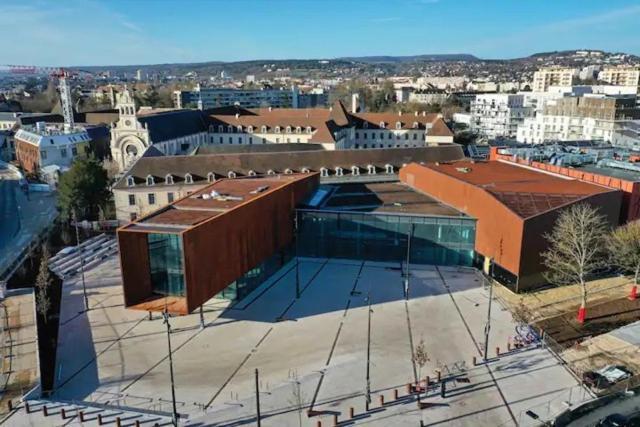 Deux Beaux Appartements En Plein Coeur De Dijon Eksteriør bilde